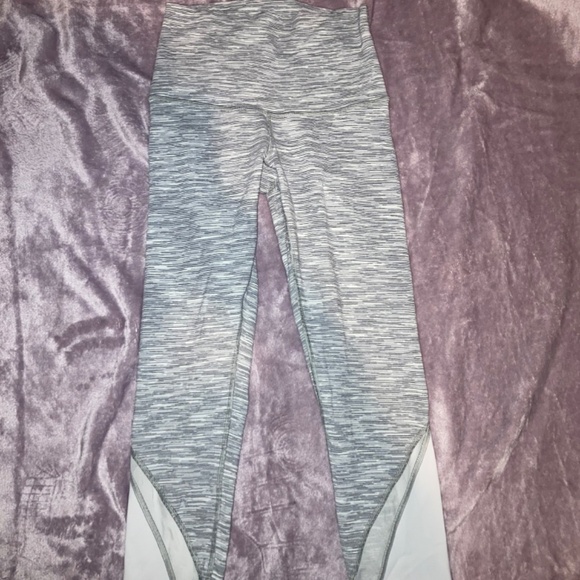 10 pairs of size 4 Lululemon bundle - Picture 4 of 10